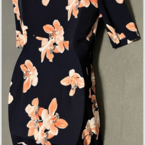 Connected Apparel Ladies Size 10 Multicolor Floral Short Sleeve Wrap Style Dress - Picture 11 of 16